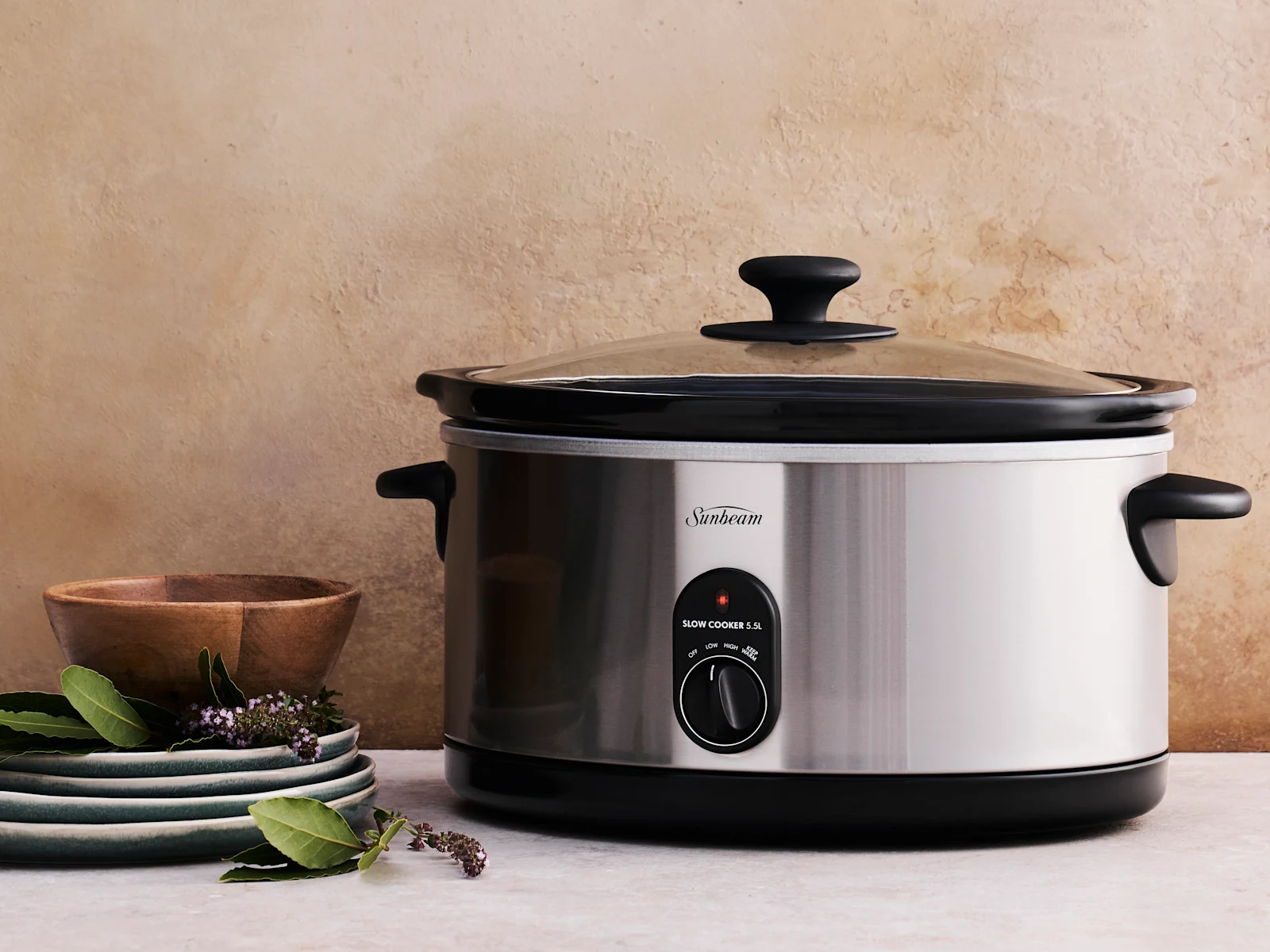 Discovering Your Perfect Slow Cooker Near You: A Local Buying Guide