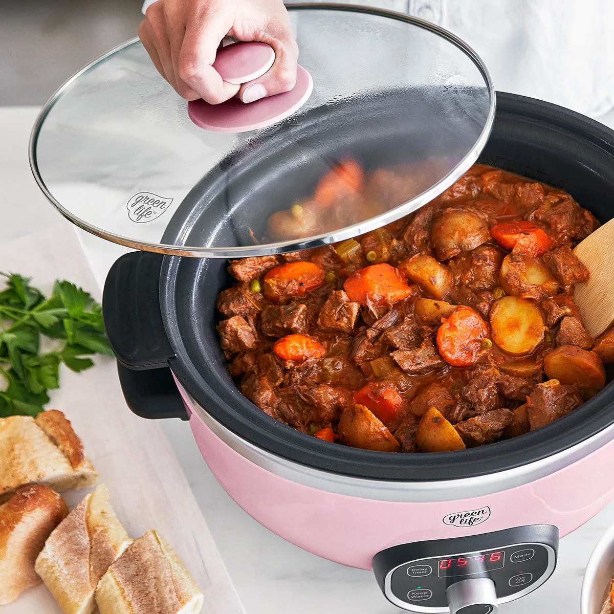 Discover the Charm and Efficiency of a Pink Slow Cooker for Your Kitchen
