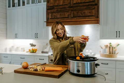 Elevate Your Kitchen Style with a White Slow Cooker: The Ultimate Guide