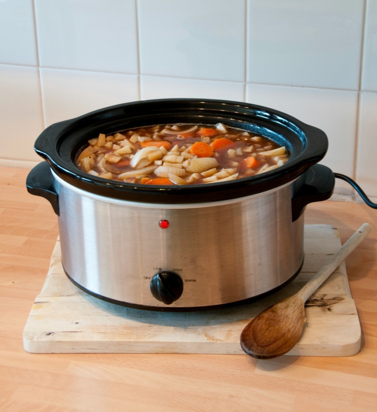 Slow Cooker Wattage: Unraveling the Power Behind Your Perfect Meals