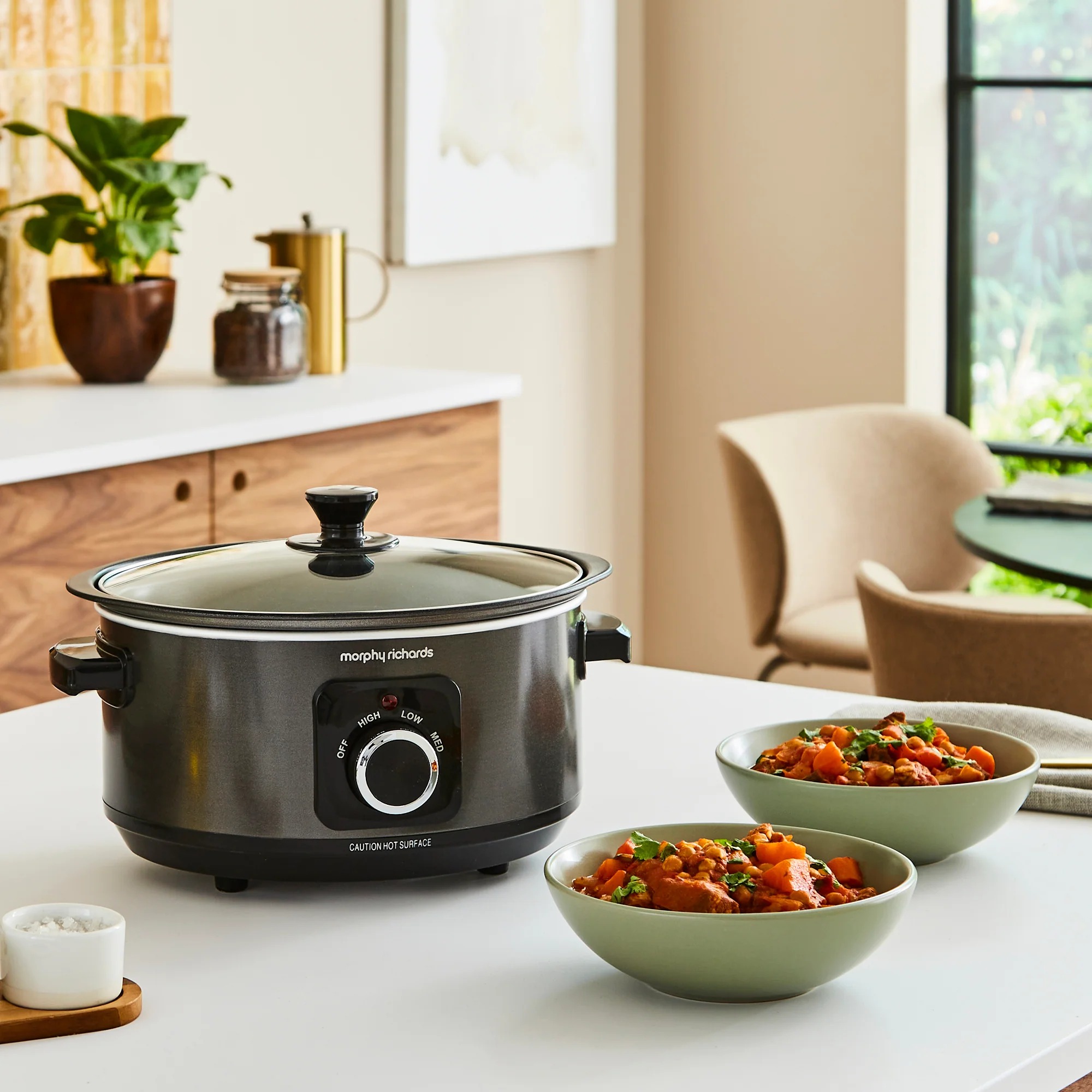 Mastering Your Instant Pot’s Slow Cooker Function for Effortless Meals